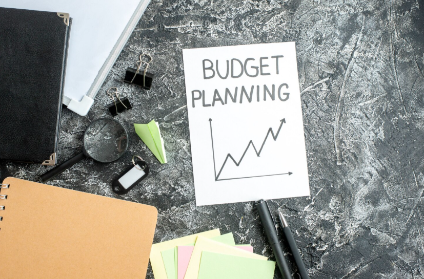 Plan a budget you can stick to with notes, simple chart and everyday budgeting tools.